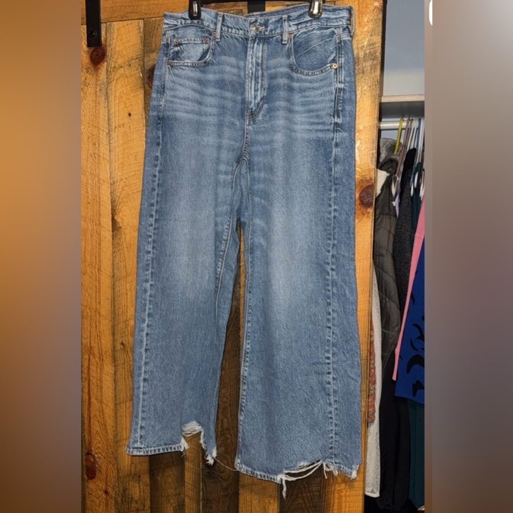 American Eagle Outfitters Women's High Rise Distressed Wide Leg Jeans